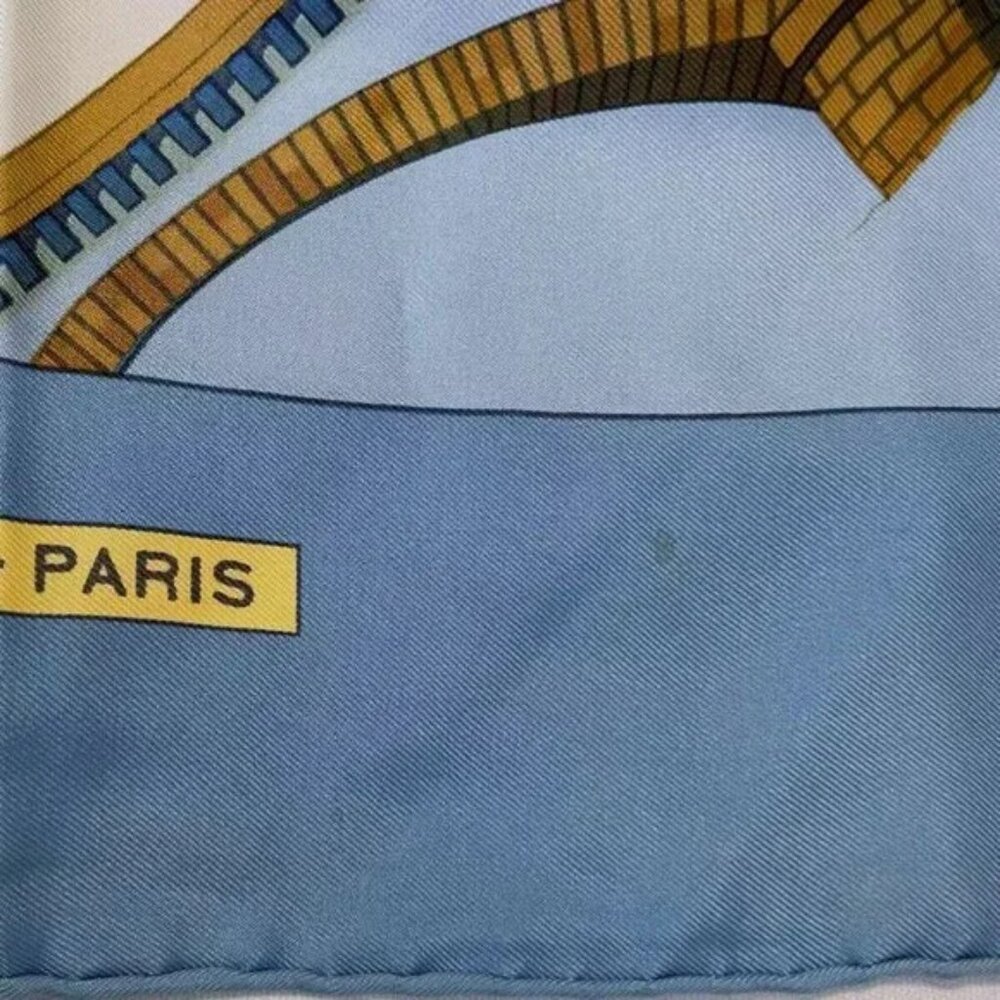 100% Authentic HERMES Carre 90 - Cream Gray Multi Scarf 245-090524 - Picture 8 of 9
